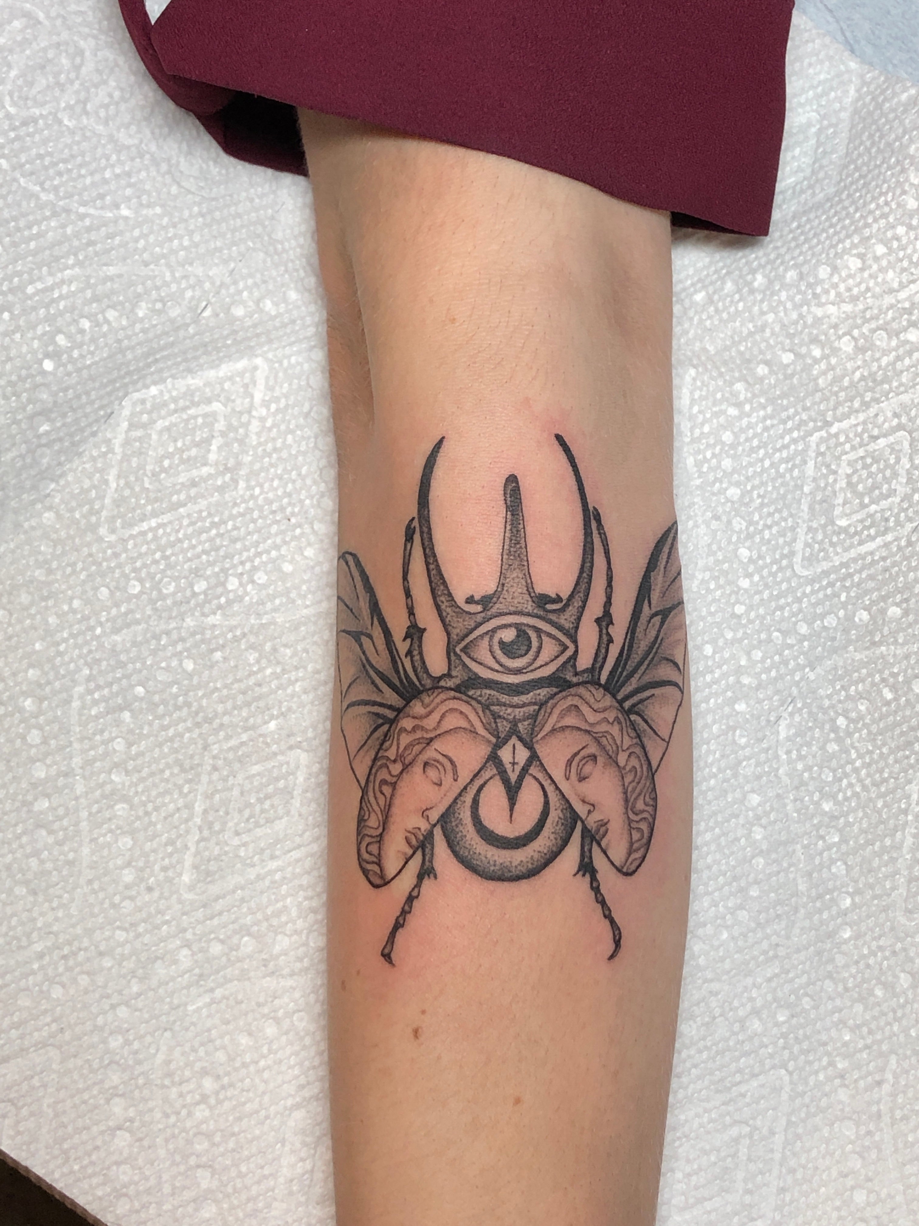beetle tattoo and skull on side knee｜TikTok Search